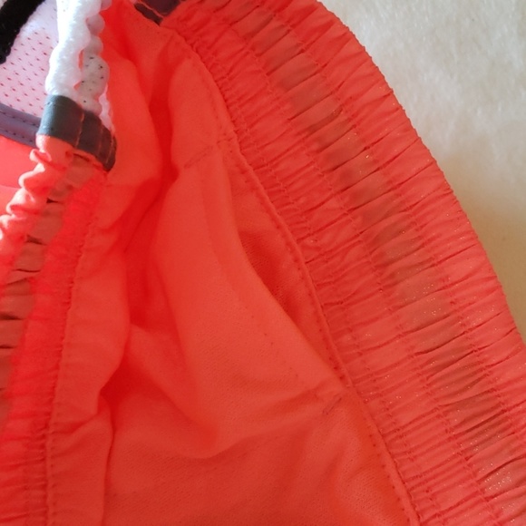 PINK VS Shimmer Running Shorts - Picture 5 of 7